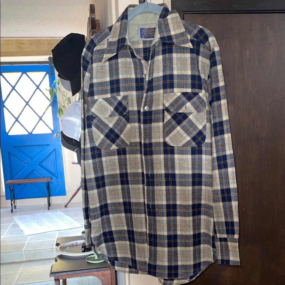 Pendleton Blue and Tan Plaid Shirt Long Sleeve button down